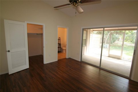 Casa en alquiler en Sarasota, Florida, 2 dormitorios, 108.6 m2 № 1885895 - foto 10
