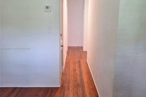 Villa ou maison à vendre à Miami, Floride: 3 chambres, 121.52 m2 № 2186419 - photo 12