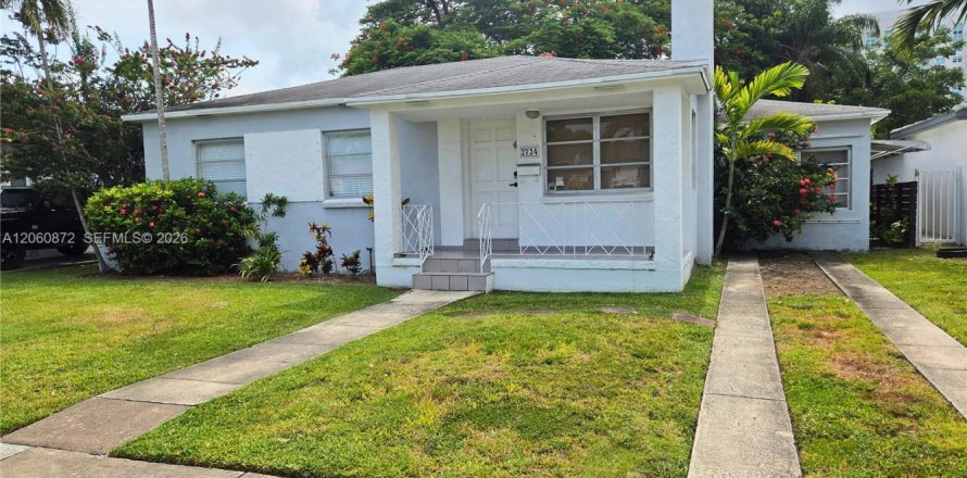 Villa ou maison à Miami, Floride 3 chambres, 121.52 m2 № 2186419