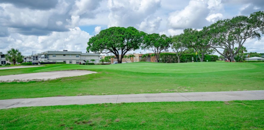 Condominio en Delray Beach, Florida, 2 dormitorios № 1225869