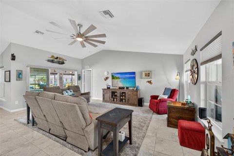 Casa en venta en Punta Gorda, Florida, 3 dormitorios, 151.24 m2 № 1894154 - foto 5