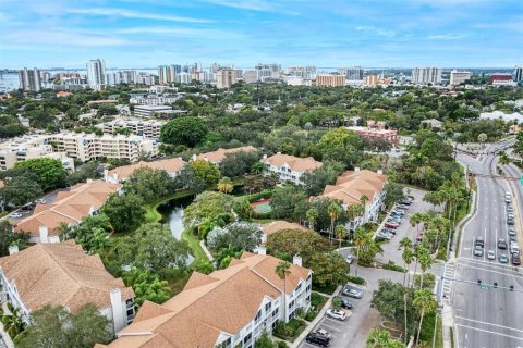 Condominio en alquiler en Sarasota, Florida, 2 dormitorios, 113.71 m2 № 1571078 - foto 12
