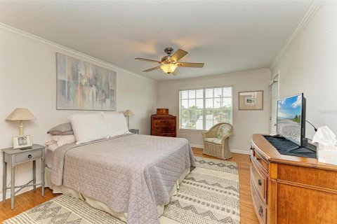Condominio en alquiler en Sarasota, Florida, 2 dormitorios, 113.71 m2 № 1571078 - foto 2