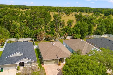 House in Wesley Chapel, Florida 3 bedrooms, 139.82 sq.m. № 1745120 - photo 26