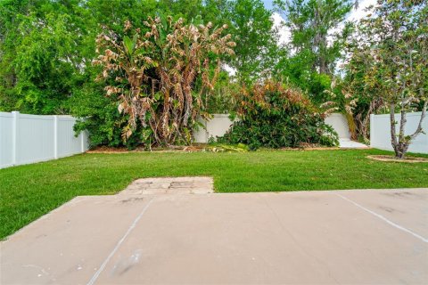 House in Wesley Chapel, Florida 3 bedrooms, 139.82 sq.m. № 1745120 - photo 21