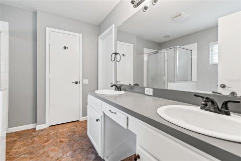 House in Wesley Chapel, Florida 3 bedrooms, 139.82 sq.m. № 1745120 - photo 16