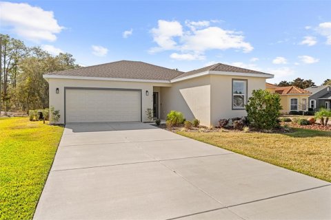 House in Weeki Wachee, Florida 3 bedrooms, 144 sq.m. № 2220844