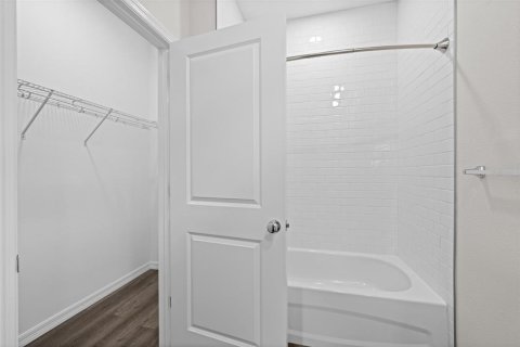 Casa en venta en Weeki Wachee, Florida, 3 dormitorios, 144 m2 № 2220844 - foto 30