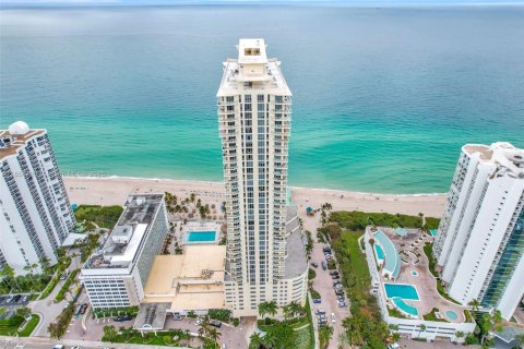 Copropriété à vendre à Sunny Isles Beach, Floride: 2 chambres, 148.83 m2 № 1892752 - photo 15