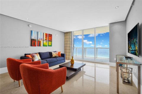 Copropriété à vendre à Sunny Isles Beach, Floride: 2 chambres, 148.83 m2 № 1892752 - photo 2