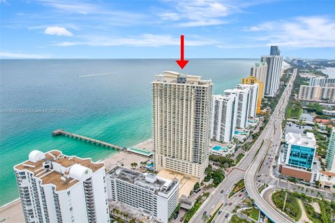 Copropriété à vendre à Sunny Isles Beach, Floride: 2 chambres, 148.83 m2 № 1892752 - photo 14