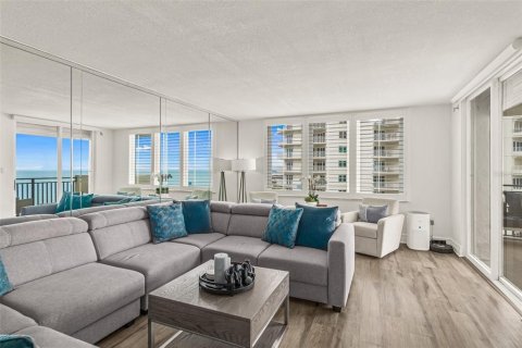 Copropriété à vendre à Daytona Beach Shores, Floride: 1 chambre, 80.36 m2 № 2386610 - photo 12