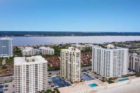Copropriété à vendre à Daytona Beach Shores, Floride: 1 chambre, 80.36 m2 № 2386610 - photo 30