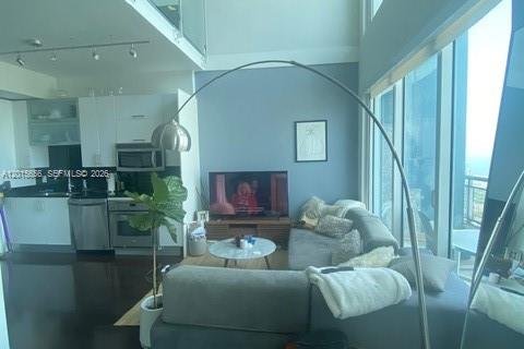 Copropriété à louer à Miami, Floride: 1 chambre, 88.35 m2 № 2247353 - photo 3