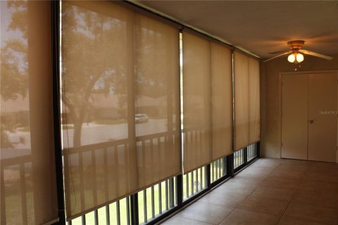 Condo in Bradenton, Florida, 1 bedroom  № 1800467 - photo 23