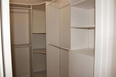 Condo in Bradenton, Florida, 1 bedroom  № 1800467 - photo 19