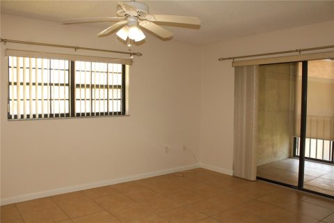 Condo in Bradenton, Florida, 1 bedroom  № 1800467 - photo 14