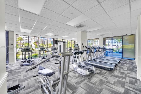 Купить кондоминиум в Халландейл-Бич, Флорида 1 комната, 117.99м2, № 2055255 - фото 29