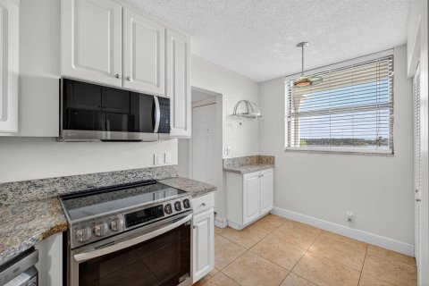 Condominio en venta en Oakland Park, Florida, 2 dormitorios, 85.47 m2 № 2189645 - foto 20