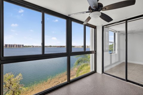 Condominio en venta en Oakland Park, Florida, 2 dormitorios, 85.47 m2 № 2189645 - foto 13