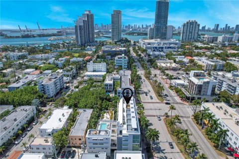 Condominio en venta en Miami Beach, Florida, 2 dormitorios, 88.44 m2 № 1736195 - foto 28