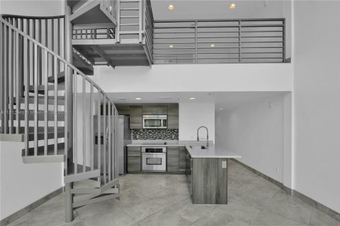 Condominio en venta en Miami Beach, Florida, 2 dormitorios, 88.44 m2 № 1736195 - foto 6