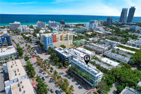 Condominio en venta en Miami Beach, Florida, 2 dormitorios, 88.44 m2 № 1736195 - foto 27