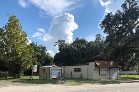Propiedad comercial en venta en Middleburg, Florida, 105.91 m2 № 1747108 - foto 1