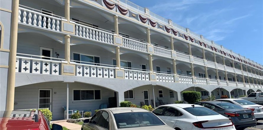 Condo à Clearwater, Floride, 2 chambres № 1788104