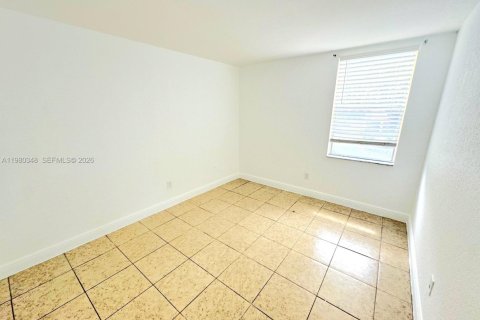 Снять в аренду кондоминиум в Хайалиа, Флорида 2 спальни, 71.07м2, № 2079641 - фото 11