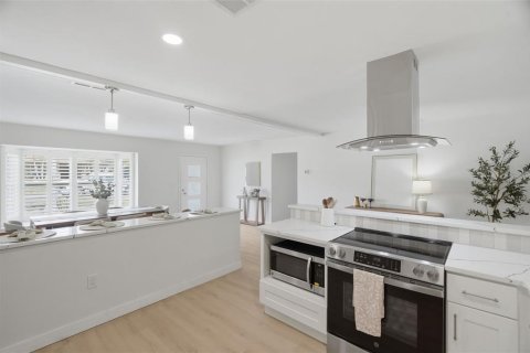 Villa ou maison à vendre à Clearwater, Floride: 4 chambres, 186.92 m2 № 2200494 - photo 7