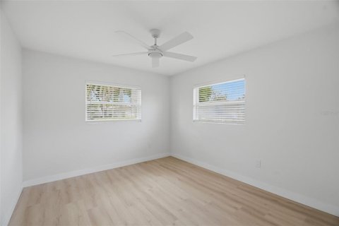 Villa ou maison à vendre à Clearwater, Floride: 4 chambres, 186.92 m2 № 2200494 - photo 18