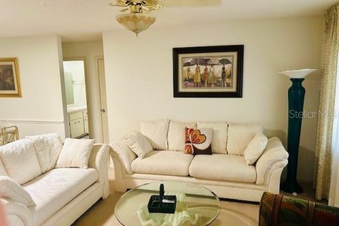 Villa ou maison à louer à Ocala, Floride: 2 chambres, 135.54 m2 № 1851376 - photo 6