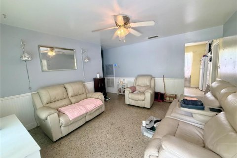 Casa en venta en Gainesville, Florida, 3 dormitorios, 103.31 m2 № 2386417 - foto 2