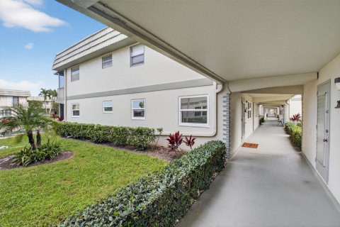 Copropriété à vendre à Delray Beach, Floride: 2 chambres, 81.75 m2 № 2087962 - photo 2