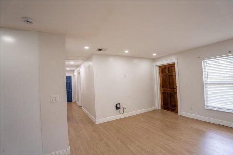 Villa ou maison à louer à Altamonte Springs, Floride: 3 chambres, 118.91 m2 № 2388974 - photo 8
