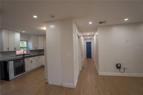 Villa ou maison à louer à Altamonte Springs, Floride: 3 chambres, 118.91 m2 № 2388974 - photo 7