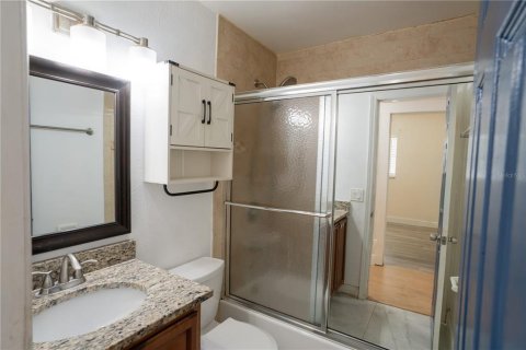 Villa ou maison à louer à Altamonte Springs, Floride: 3 chambres, 118.91 m2 № 2388974 - photo 16