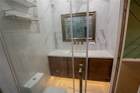 Villa ou maison à louer à Altamonte Springs, Floride: 3 chambres, 118.91 m2 № 2388974 - photo 17