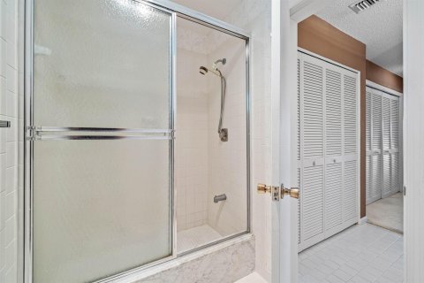 Купить кондоминиум в Бойнтон-Бич, Флорида 5 комнат, 156.73м2, № 2248335 - фото 22