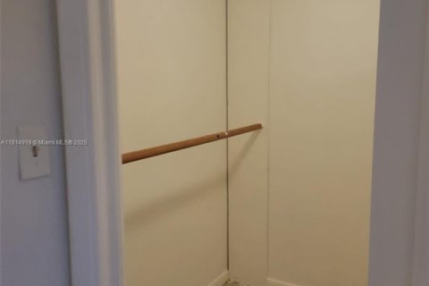 Купить кондоминиум в Майами, Флорида 2 спальни, 89.65м2, № 1766832 - фото 4