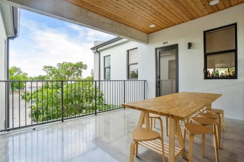 Propiedad comercial en venta en Miami, Florida № 1984689 - foto 20