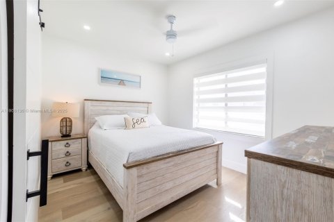 Condo in Hollywood, Florida, 1 bedroom  № 1967779 - photo 21