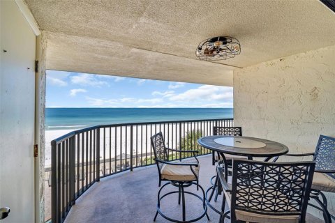 Condominio en venta en Belleair Beach, Florida, 2 dormitorios, 97.55 m2 № 2212007 - foto 18