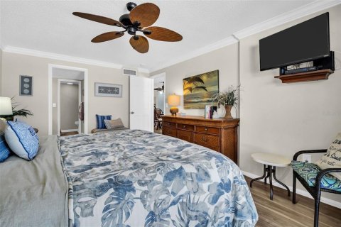 Condominio en venta en Belleair Beach, Florida, 2 dormitorios, 97.55 m2 № 2212007 - foto 22