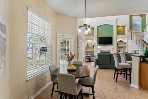 House in Apollo Beach, Florida 4 bedrooms, 342.72 sq.m. № 2200373 - photo 21