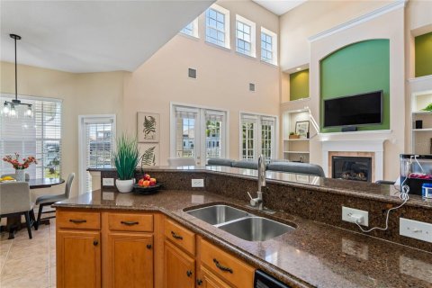House in Apollo Beach, Florida 4 bedrooms, 342.72 sq.m. № 2200373 - photo 19