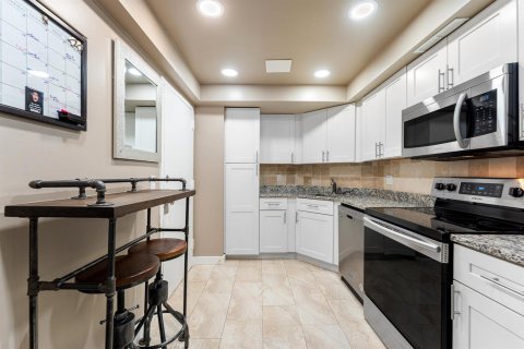 Купить кондоминиум в Уэст-Палм-Бич, Флорида 3 комнаты, 83.43м2, № 2246313 - фото 8
