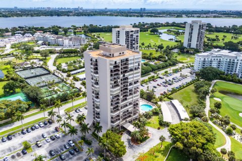 Condo à West Palm Beach, Floride, 1 chambre № 2246313