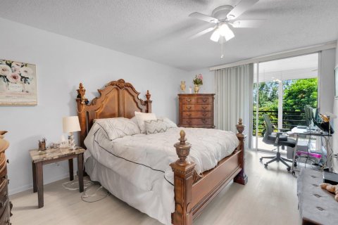 Copropriété à vendre à Boca Raton, Floride: 2 chambres, 120.77 m2 № 2246259 - photo 14